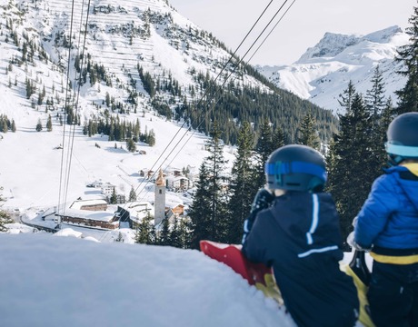 Zug_ski_resort_guide_Austria